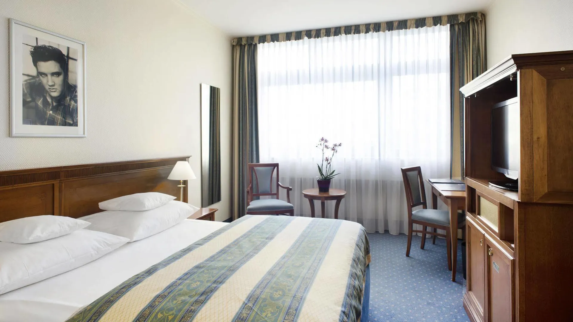 Hollywood Media Hotel Am Kurfuerstendamm Berlín